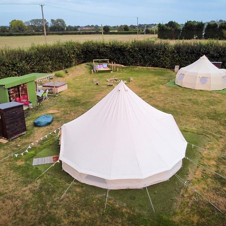 Hotel The Follies Glamping à Maidstone Extérieur photo
